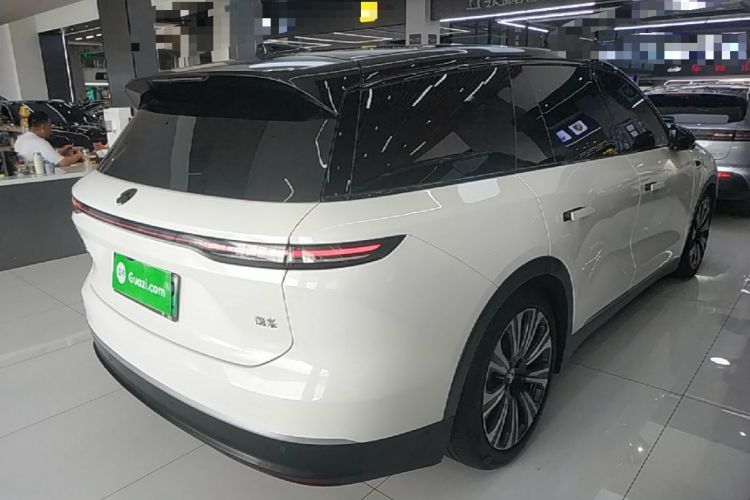 Used Nio ES8 2024 75 kWh Rear Right 45 Deg