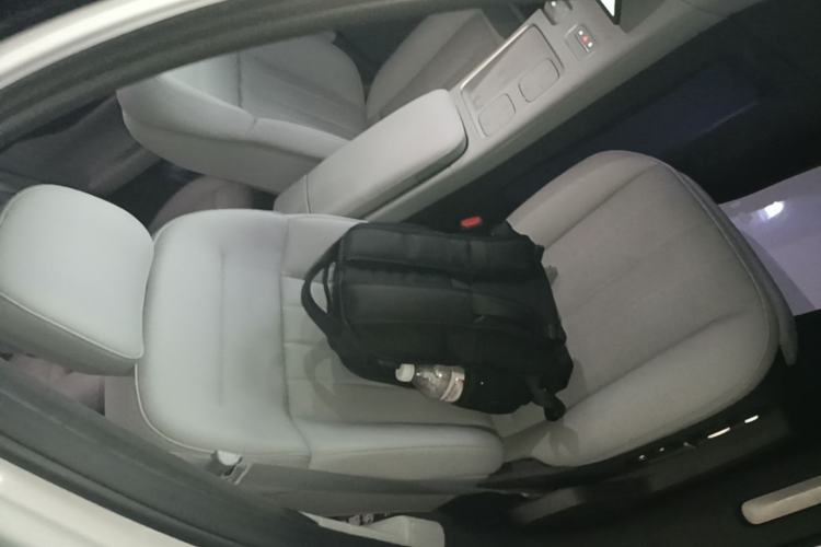 Used Nio ES8 2024 75 kWh Right Front Seat