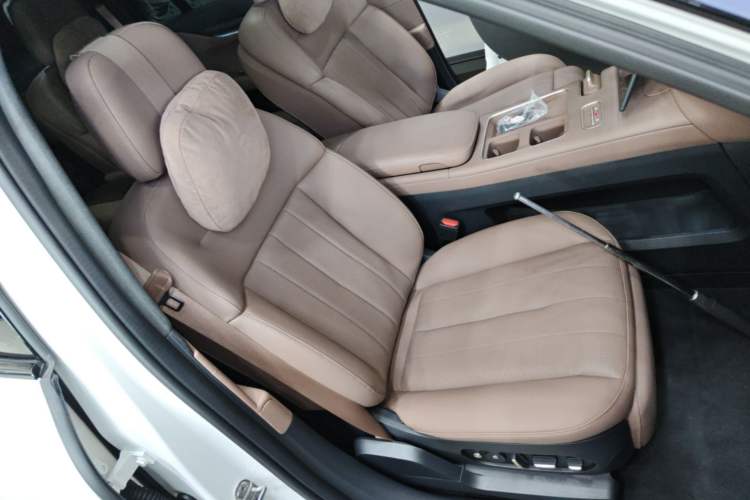 Used Nio ES8 2024 100kWh Right Front Seat