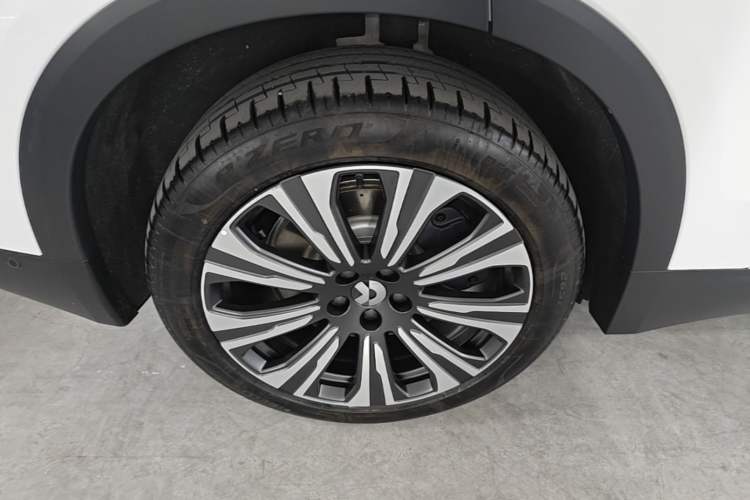 Used Nio ES8 2024 75 kWh Right Rear Wheel Hub