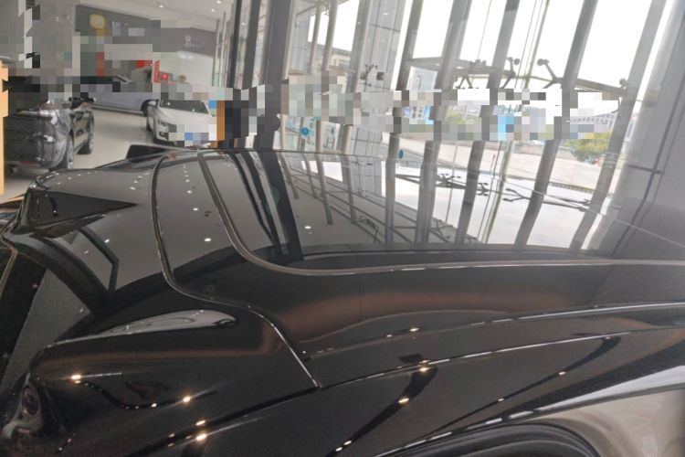 Used Nio ES8 2024 75 kWh Roof