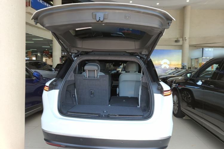 Used Nio ES8 2024 75 kWh Trunk