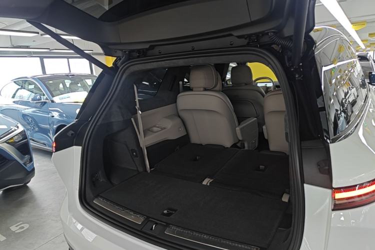 Used Nio ES8 2024 75 kWh Trunk