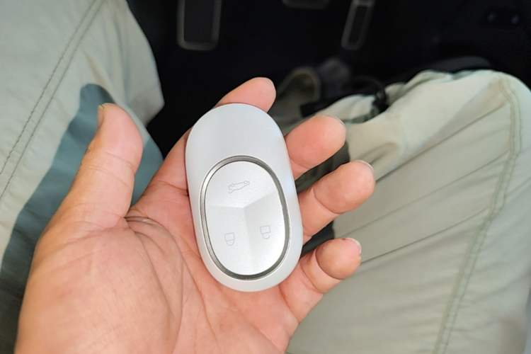 Used Nio ES8 2024 75 kWh Vehicle Key