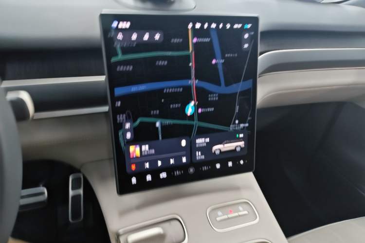 Used Nio ES8 2024 100kWh Signature Edition Audio And AC Panel