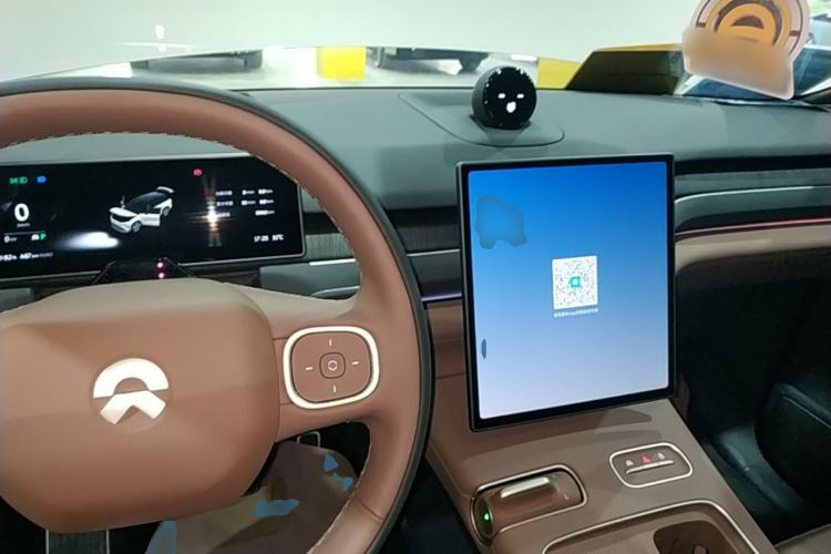 Used Nio ES8 2024 100kWh Signature Edition Center Console