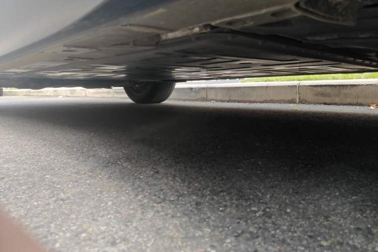 Used Nio ES8 2024 75 kWh Chassis Rear Left