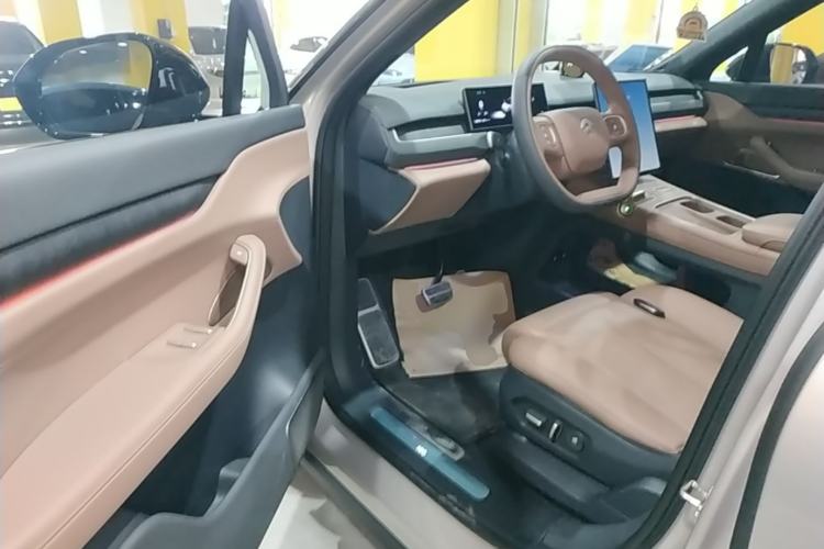 Used Nio ES8 2024 100kWh Signature Edition Driver Seat