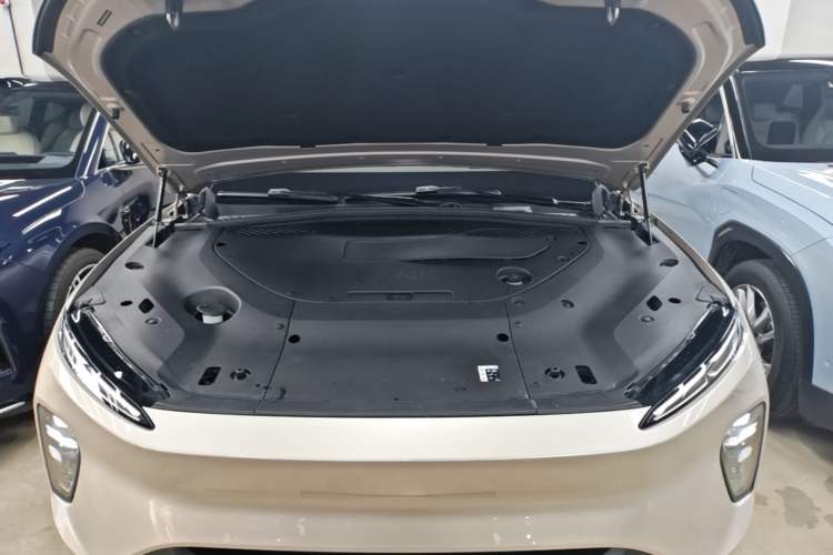 Used Nio ES8 2024 100kWh Signature Edition Engine Bay