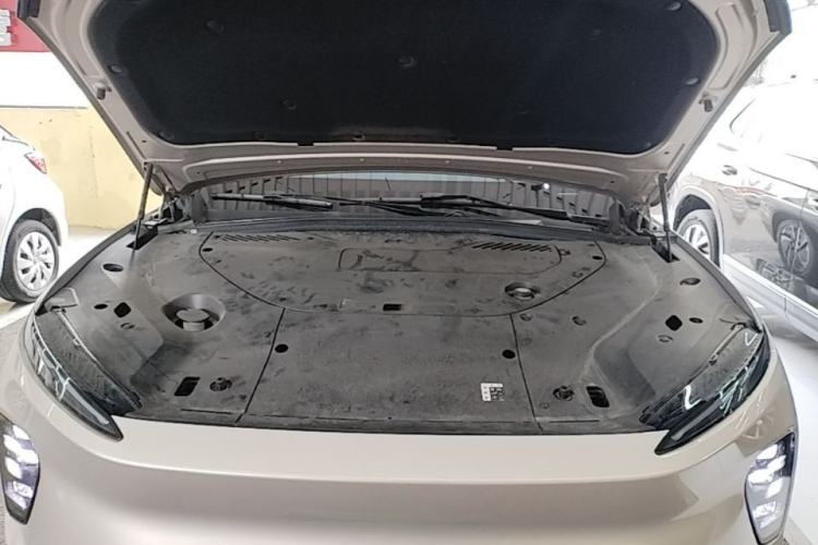 Used Nio ES8 2024 75 kWh Engine Bay