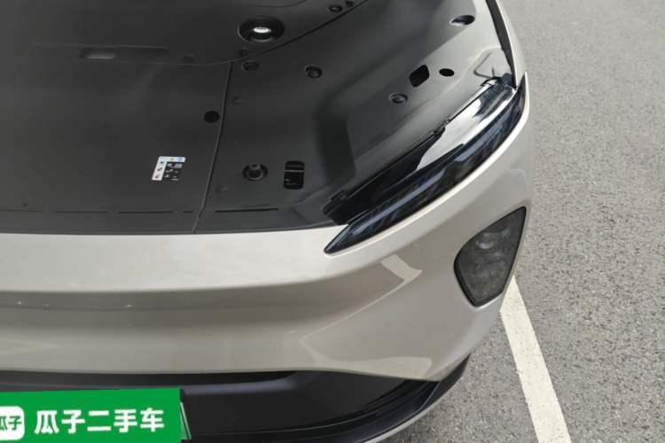 Used Nio ES8 2024 75 kWh Engine Bay Left