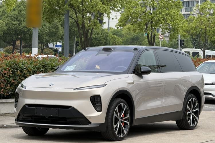 Used Nio ES8 2024 100kWh Signature Edition Exterior 4