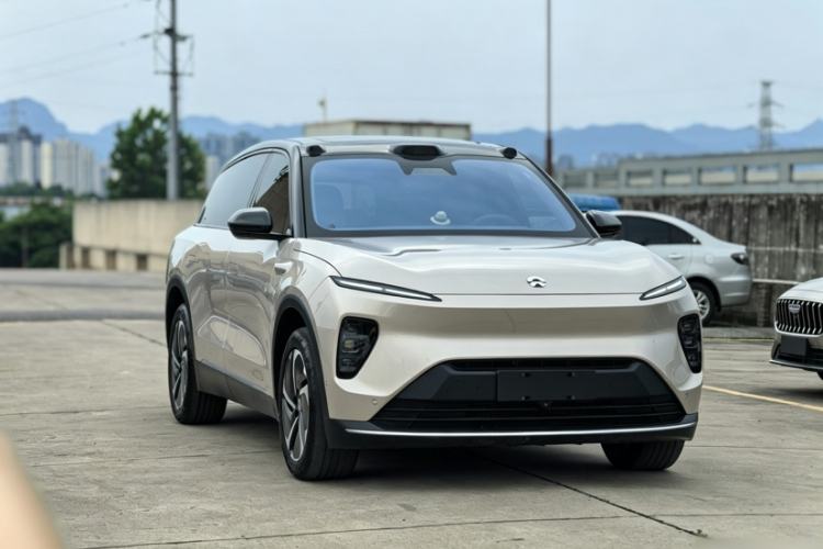 Used Nio ES8 2024 75 kWh Exterior 4