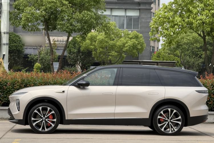 Used Nio ES8 2024 100kWh Signature Edition Exterior 5