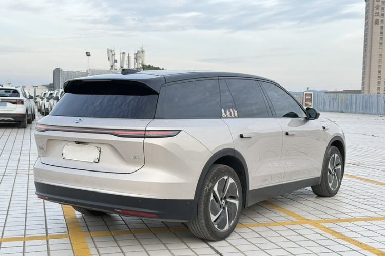 Used Nio ES8 2024 75 kWh Exterior 8