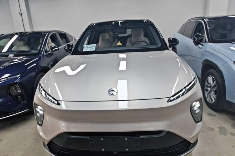 Used Nio ES8 2024 100kWh Signature Edition Front
