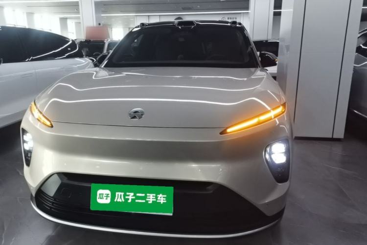 Used Nio ES8 2024 75 kWh Front