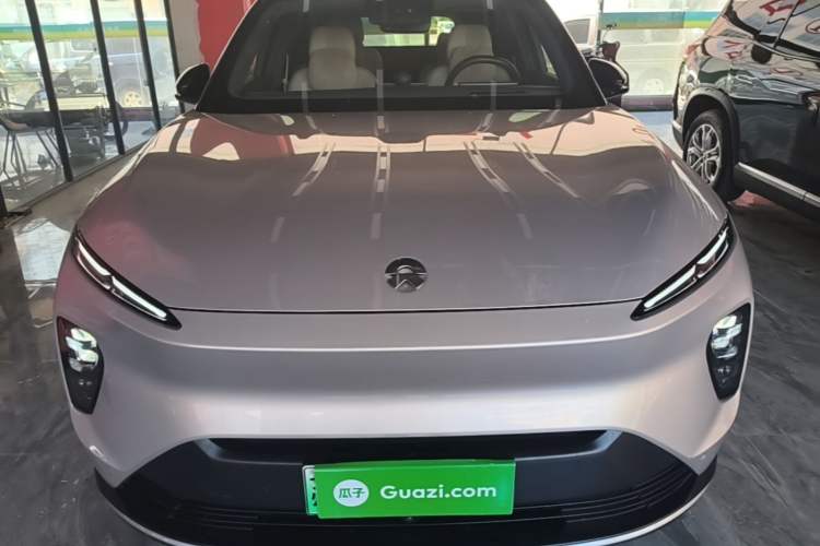 Used Nio ES8 2024 75 kWh Executive Edition Front