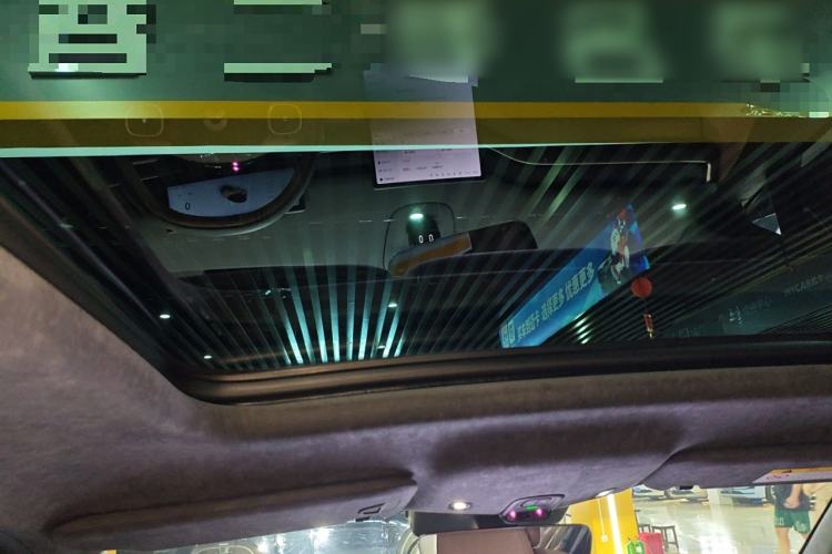Used Nio ES8 2024 75 kWh Headliner