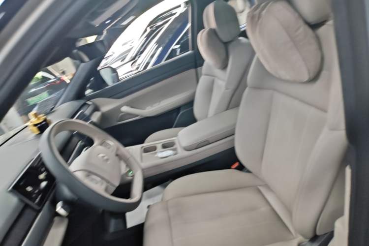 Used Nio ES8 2024 100kWh Signature Edition Left Front Seat
