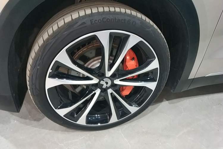 Used Nio ES8 2024 100kWh Signature Edition Left Front Wheel Hub