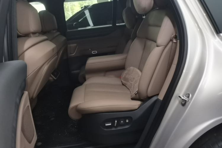 Used Nio ES8 2024 75 kWh Left Rear Seat