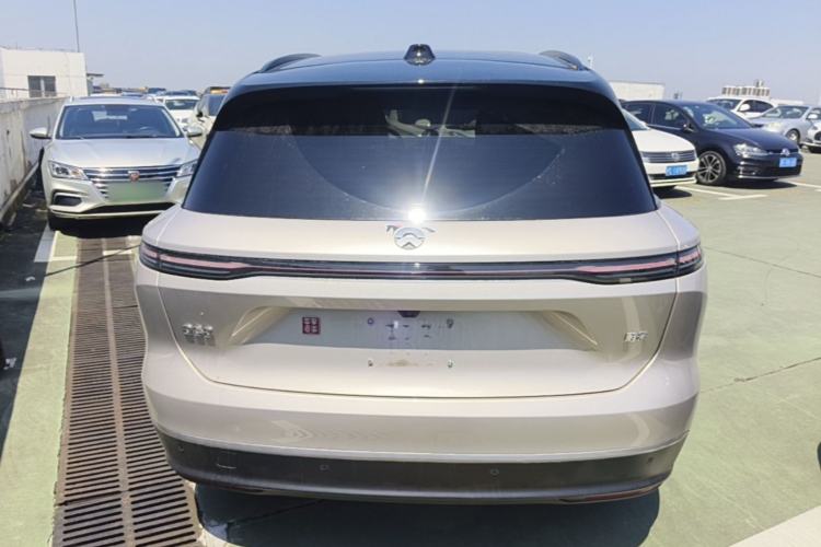Used Nio ES8 2024 100kWh Signature Edition Rear