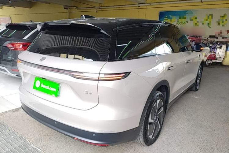 Used Nio ES8 2024 75 kWh Rear Right 45 Deg