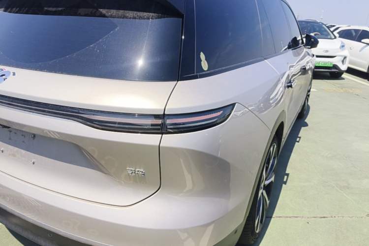 Used Nio ES8 2024 100kWh Signature Edition Right Rear Taillight