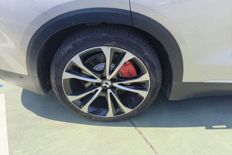 Used Nio ES8 2024 100kWh Signature Edition Right Rear Wheel Hub