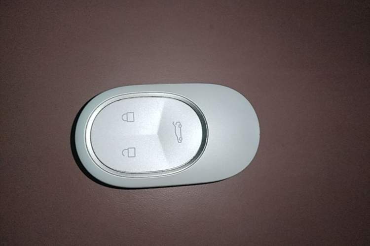 Used Nio ES8 2024 75 kWh Vehicle Key