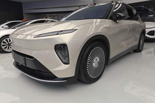 Used Nio ES8 2024 75 kWh