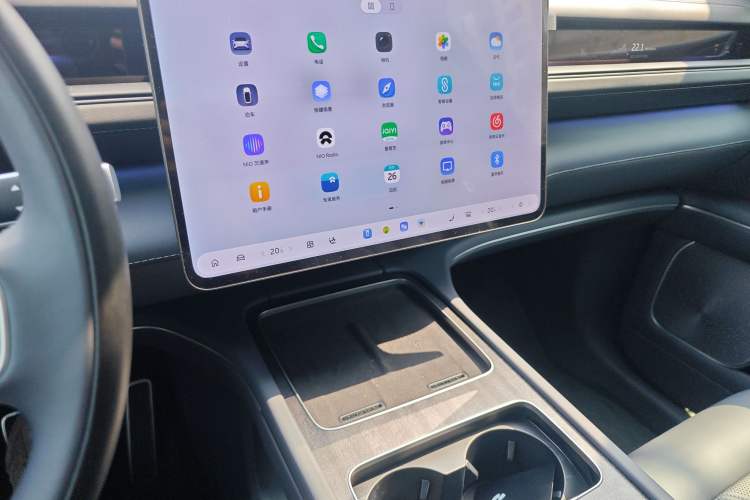 Used Nio ES8 2026 Model 6-seat Executive Signature Edition Audio And AC Panel