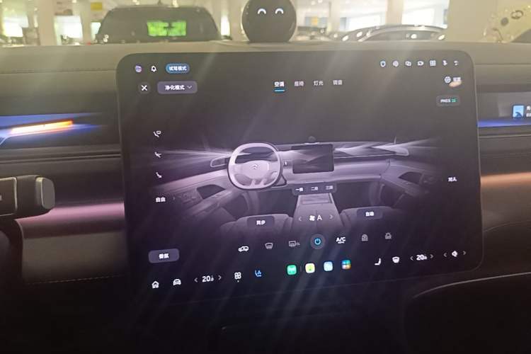 Used Nio ES8 2026 Model 7-seat Executive Luxury Edition Audio And AC Panel