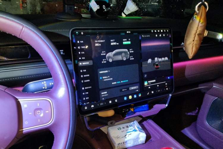 Used Nio ES8 2026 Model 6-seat Executive Luxury Edition Audio And AC Panel