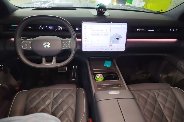 Used Nio ES8 2026 Model 6-seat Executive Luxury Edition Center Console