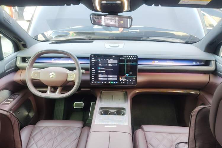 Used Nio ES8 2026 Model 6-seat Executive Luxury Edition Center Console