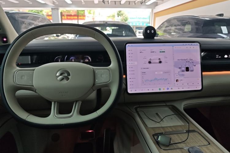 Used Nio ES8 2026 Model 6-seat Executive Luxury Edition Center Console
