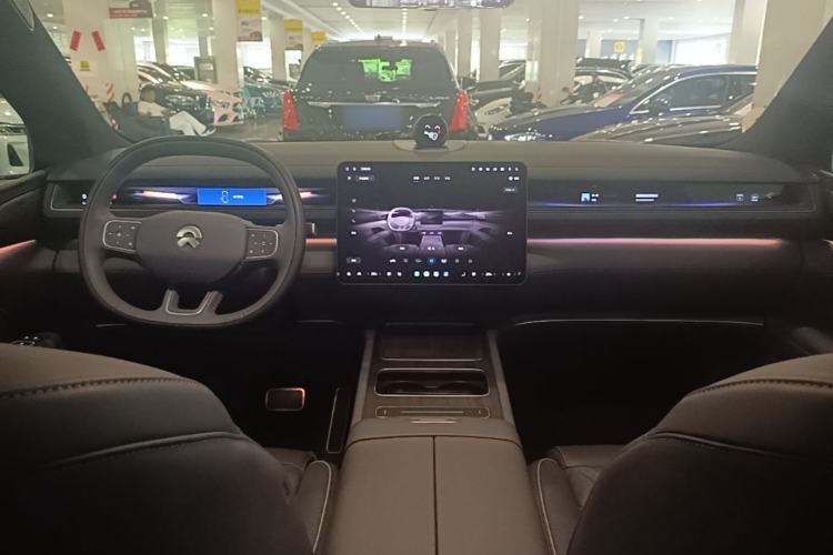 Used Nio ES8 2026 Model 7-seat Executive Luxury Edition Center Console