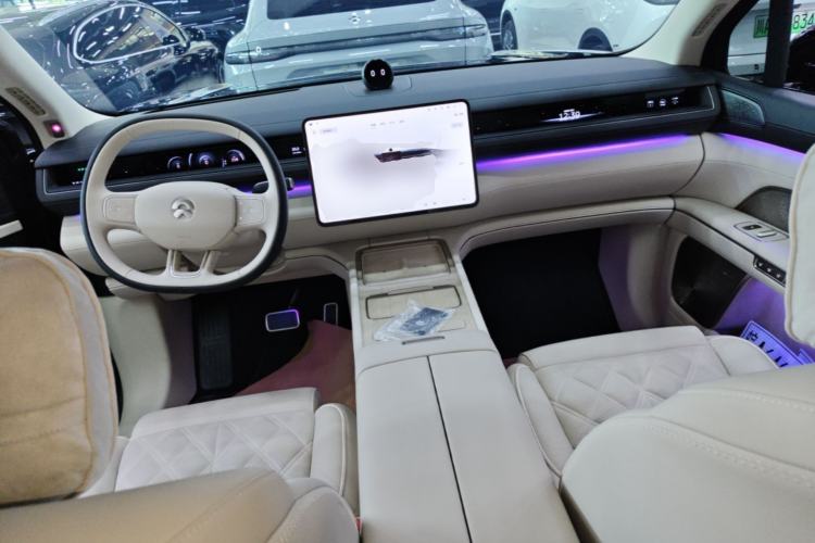 Used Nio ES8 2026 Model 6-seat Executive Signature Edition Center Console