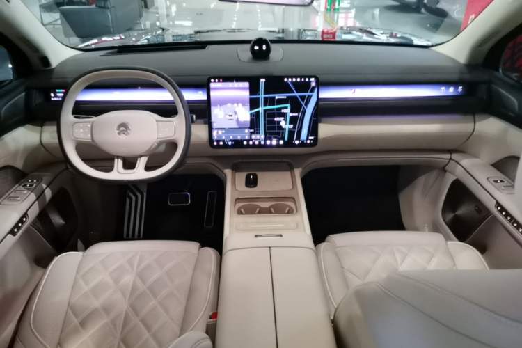Used Nio ES8 2026 Model 6-seat Executive Luxury Edition Center Console