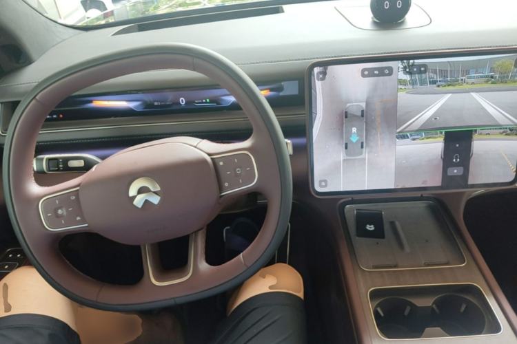Used Nio ES8 2026 Model 6-seat Executive Signature Edition Center Console