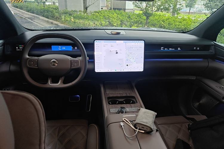 Used Nio ES8 2026 Model 6-seat Executive Luxury Edition Center Console