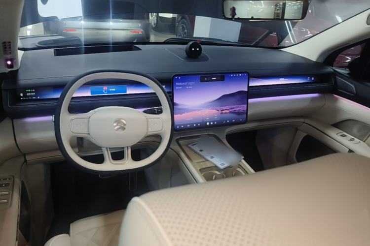 Used Nio ES8 2026 Model 6-seat Executive Luxury Edition Center Console