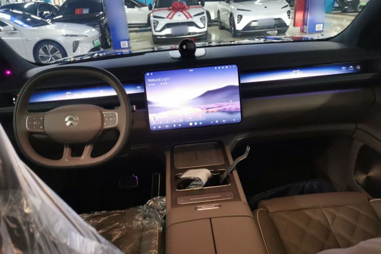 Used Nio ES8 2026 Model 6-seat Executive Luxury Edition Center Console