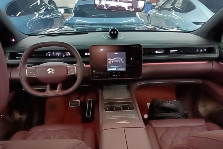 Used Nio ES8 2026 Model 6-seat Executive Signature Edition Center Console