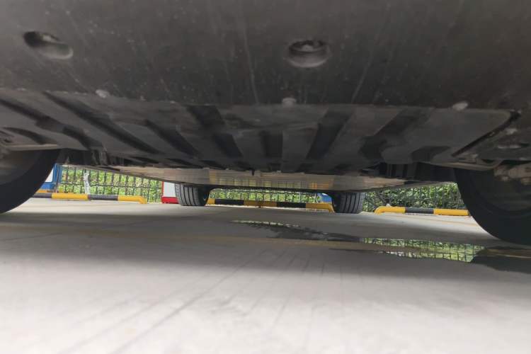 Used Nio ES8 2026 Model 6-seat Executive Signature Edition Chassis Front