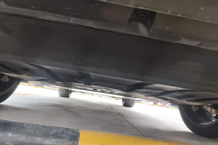 Used Nio ES8 2026 Model 6-seat Executive Signature Edition Chassis Rear