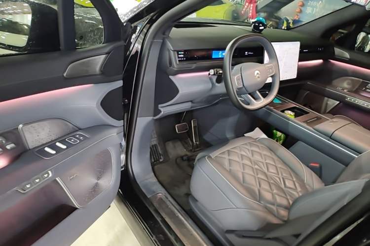 Used Nio ES8 2026 Model 6-seat Executive Luxury Edition Driver Seat