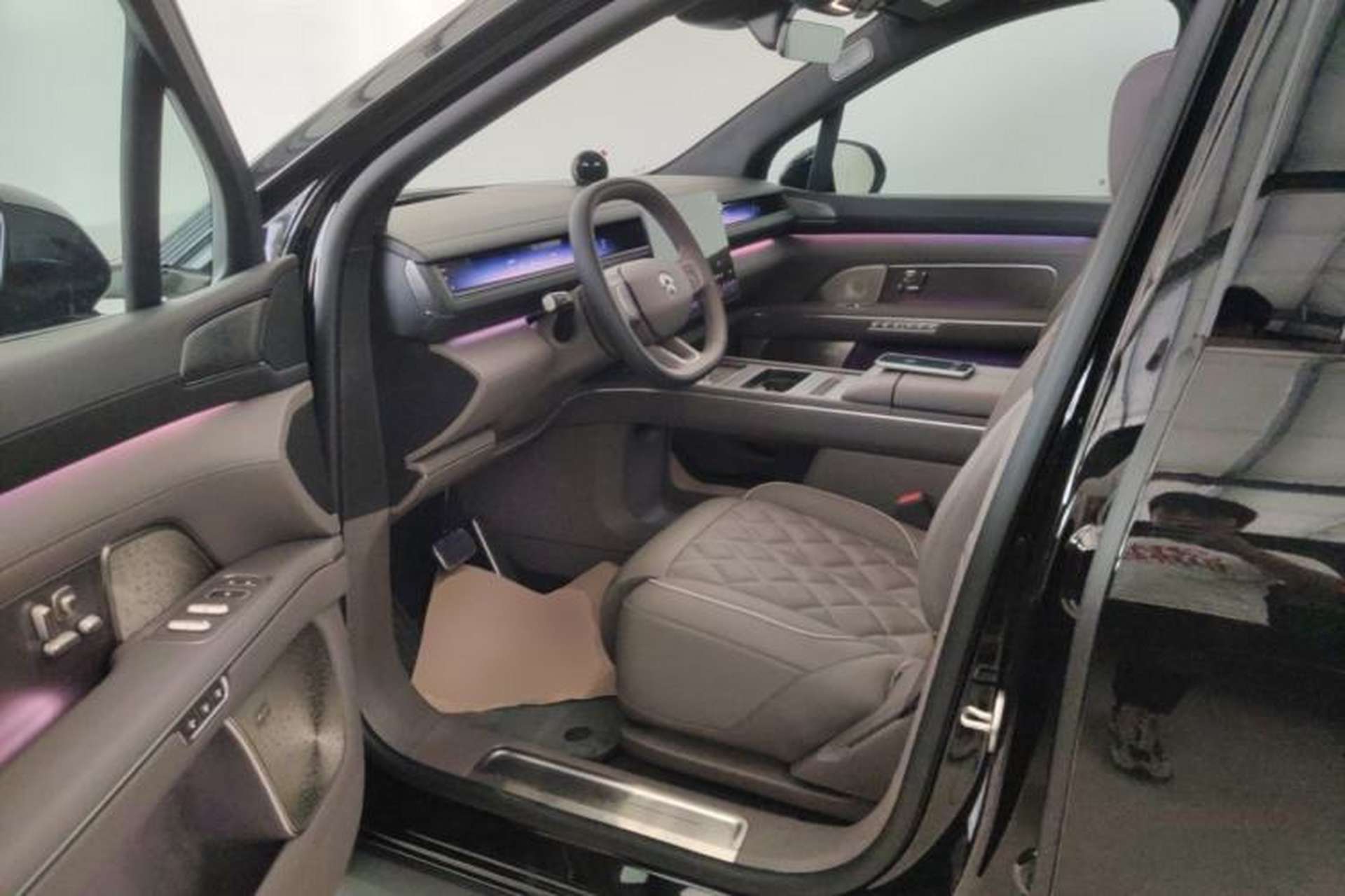Used Nio ES8 2026 Model 6-seat Executive Luxury Edition Driver Seat